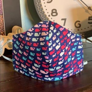 Vineyard Vines Print Face Mask